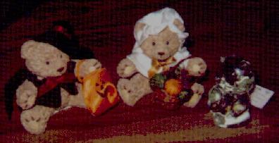 photo of three teddy bears